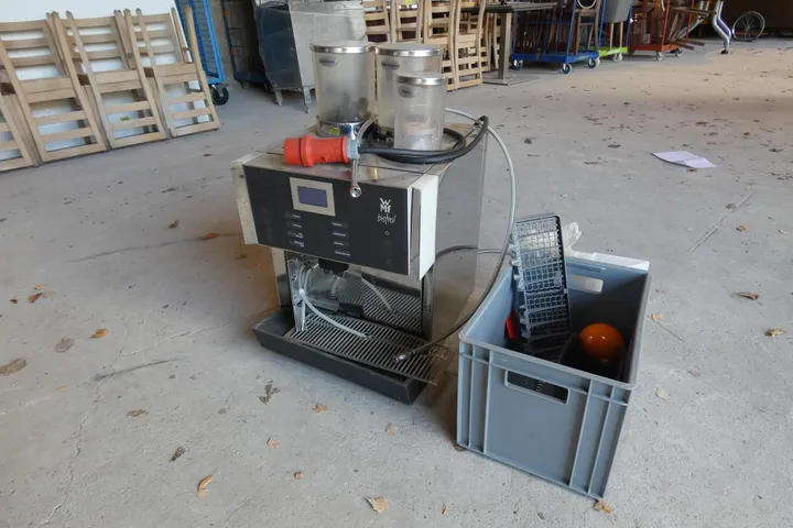 WMF - Kaffeeautomat Modell: bistro!